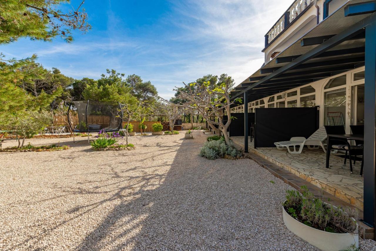 Apartments Villa Agape Vir Exterior foto