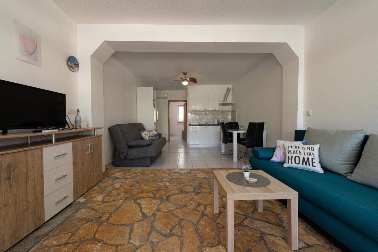 Apartments Villa Agape Vir Exterior foto