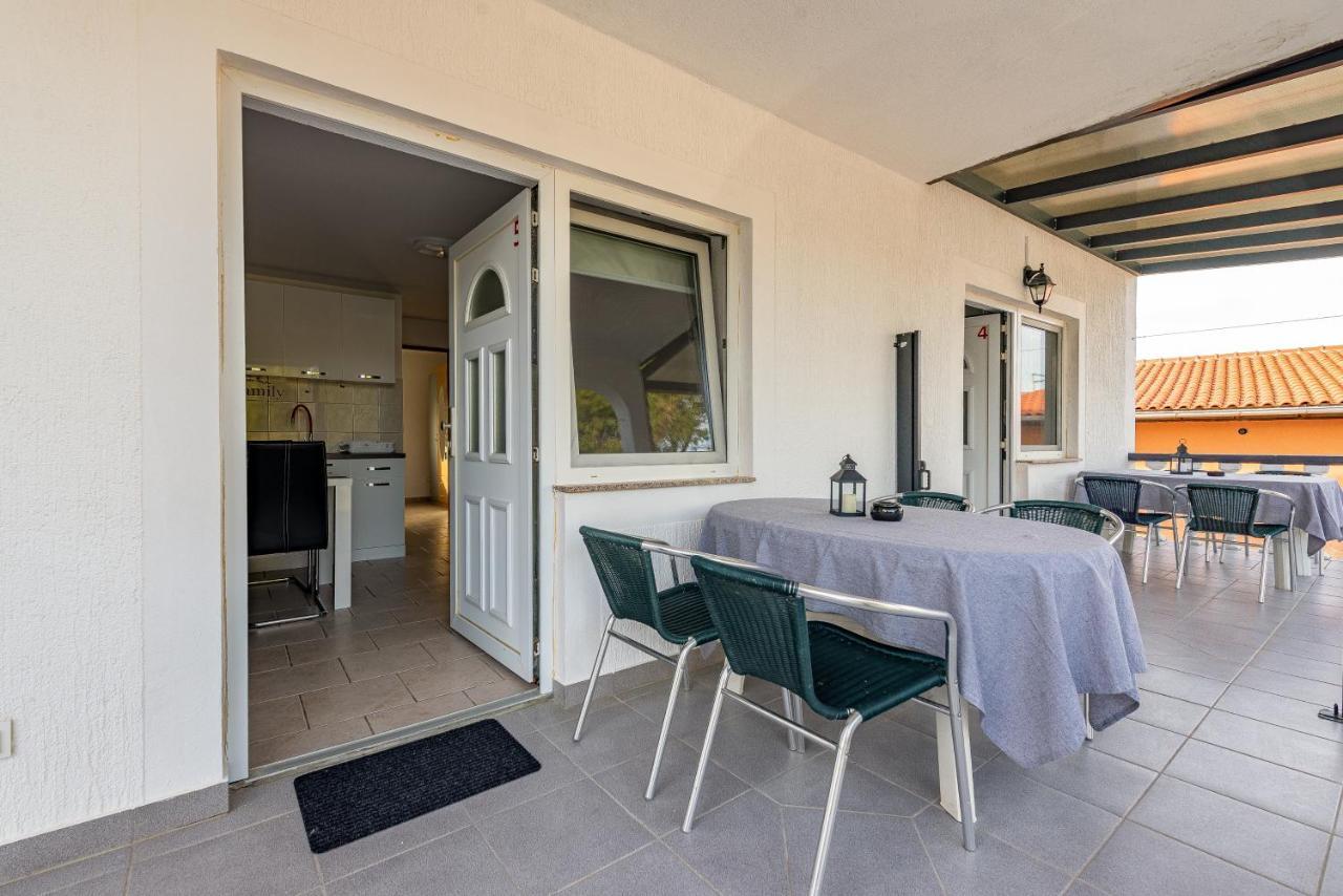 Apartments Villa Agape Vir Exterior foto